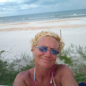 Meet your Posher, Tina